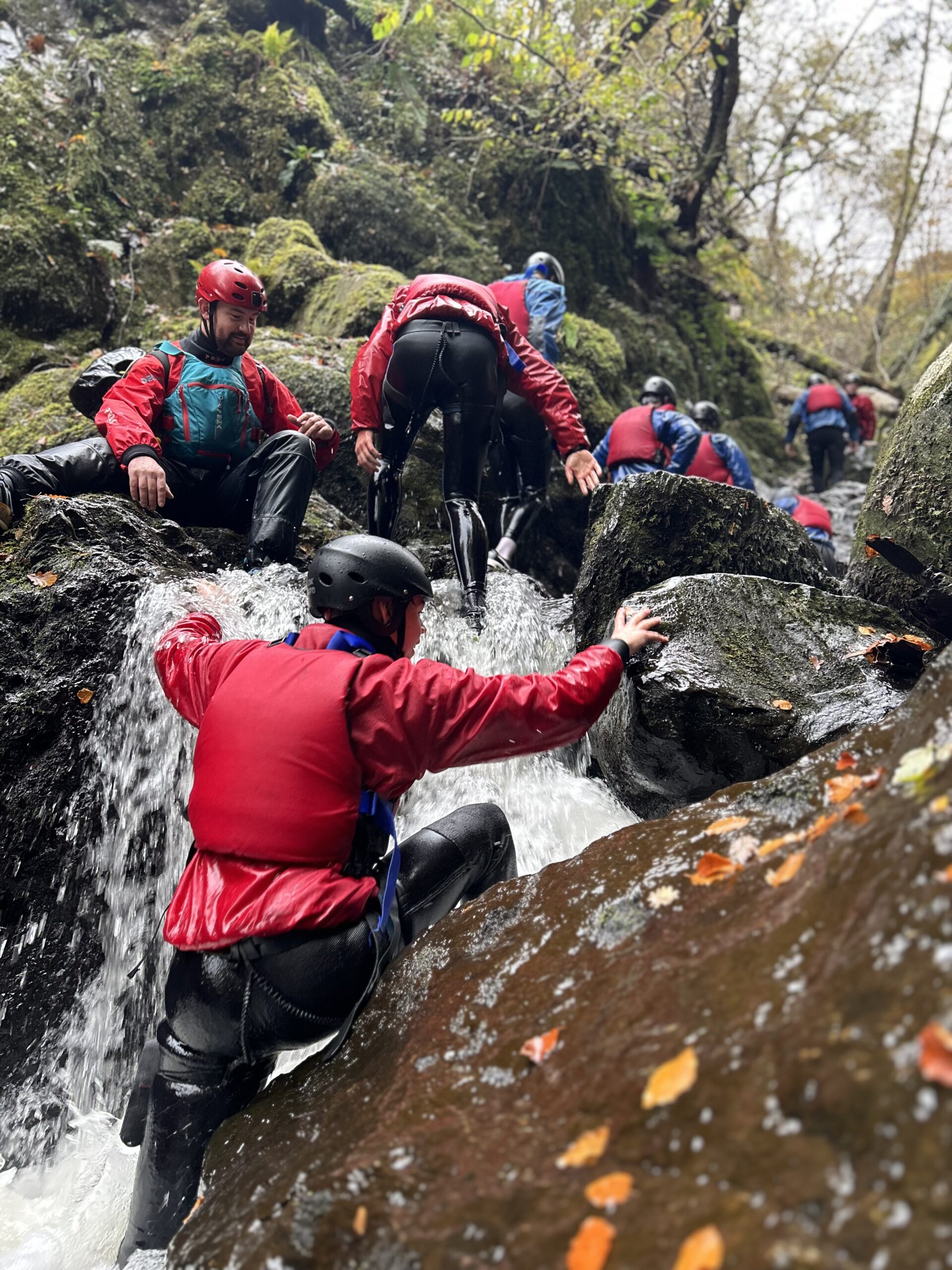 Cerdded afon, Aur