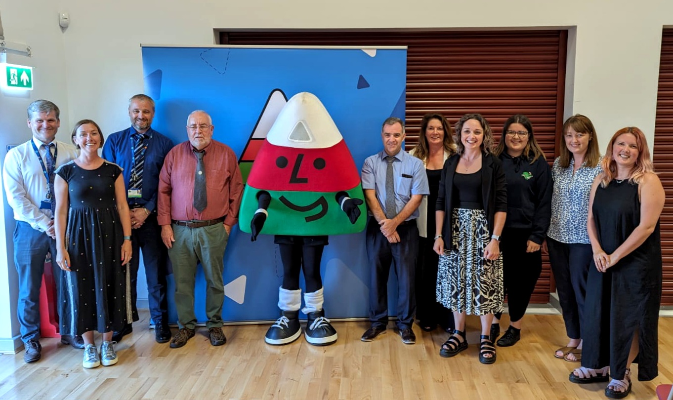 Cyhoeddi Eisteddfod yr Urdd Ynys Mon 2026